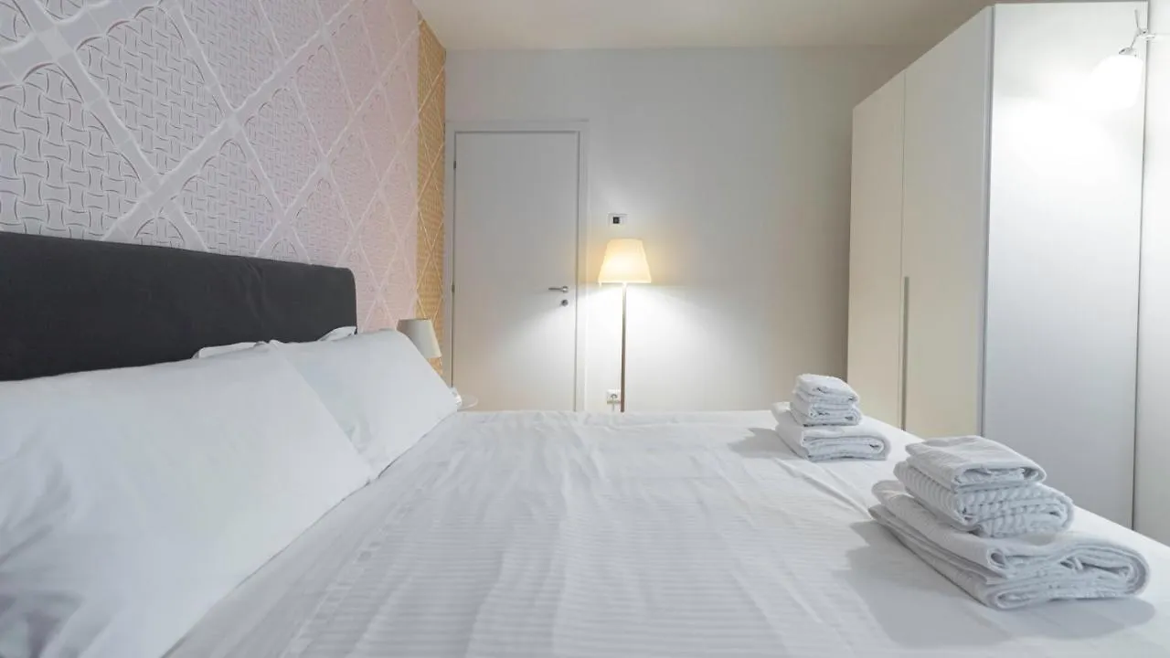 Italianway - Corso Como 11 Milan Apartment